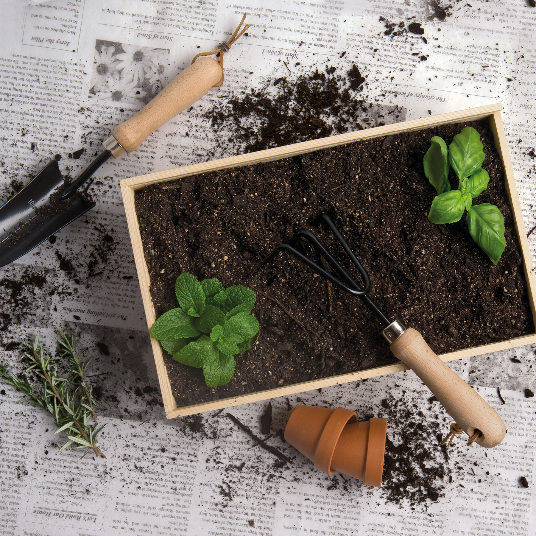Dig-It-Garden-Box_lifestyle Lifestyle