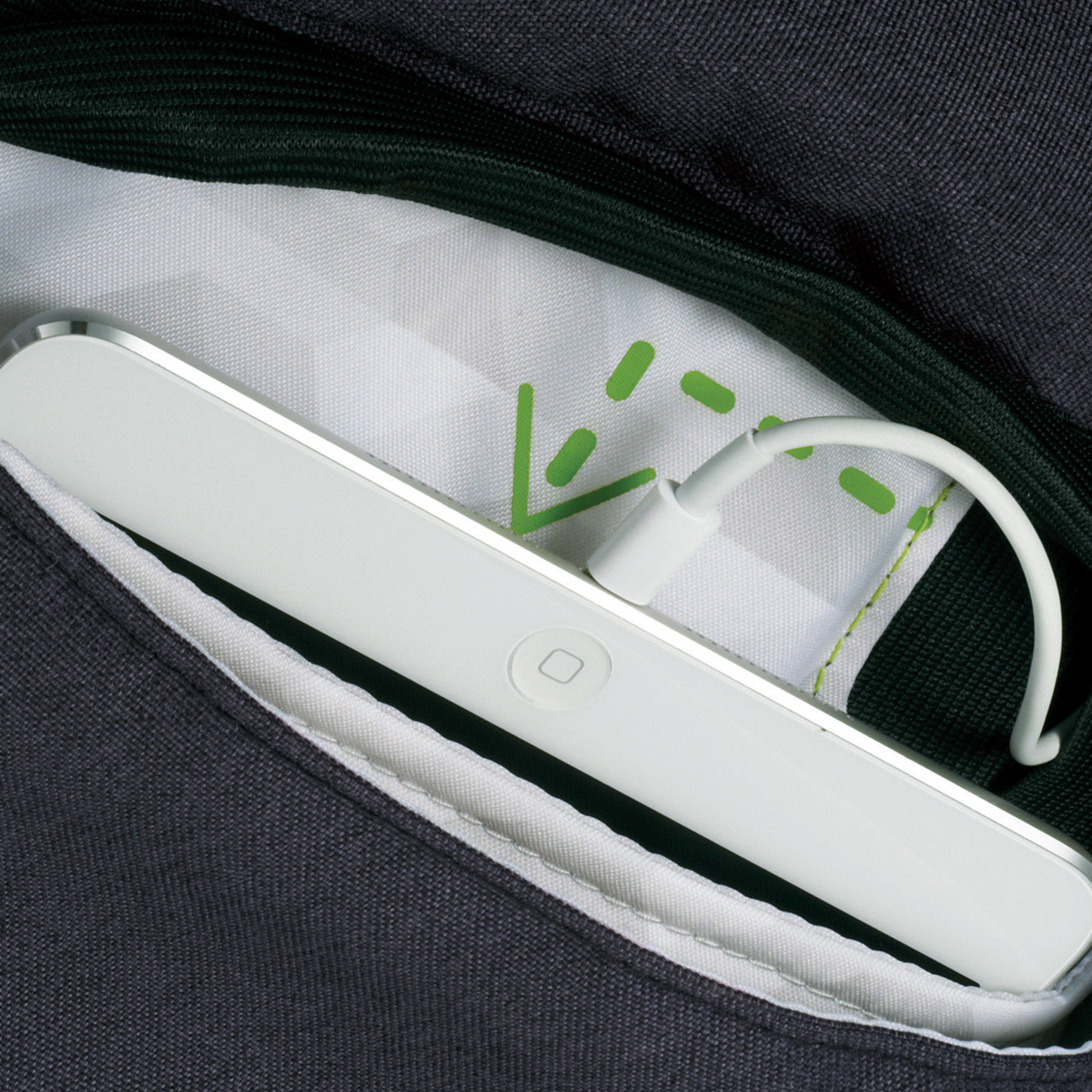 ZM1010-zoom-stretch-compu-backpack-detail-3 Charge Devices From Inside Backoack