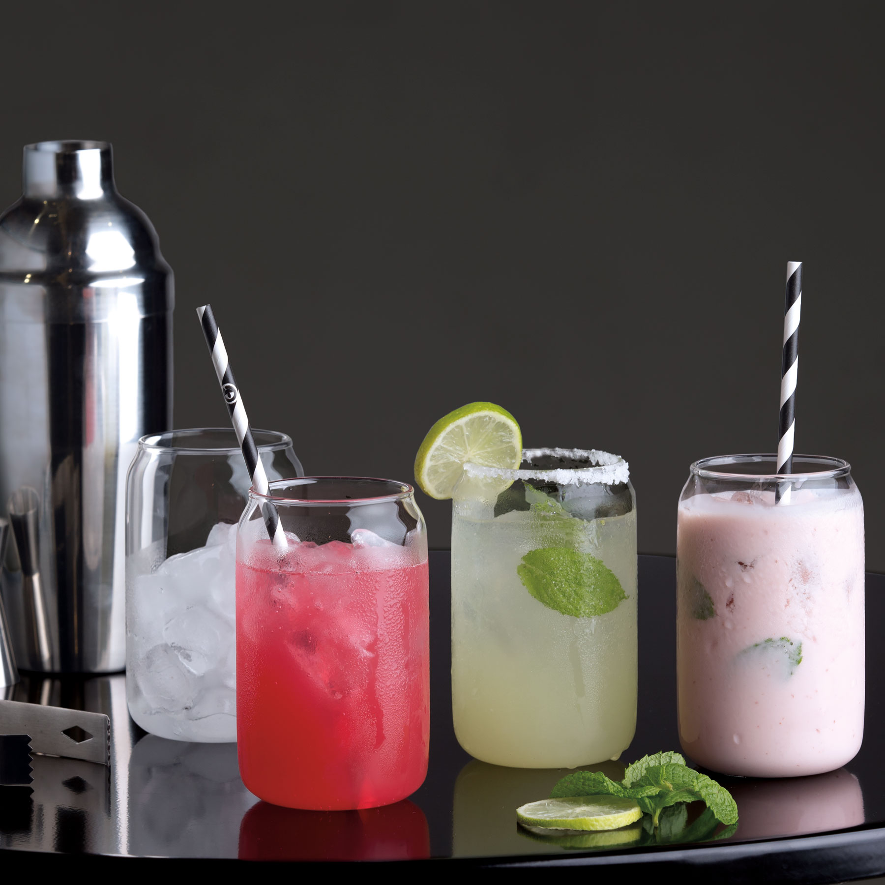 beer-can-glass-set-lifestyle-2 Lifestyle 2