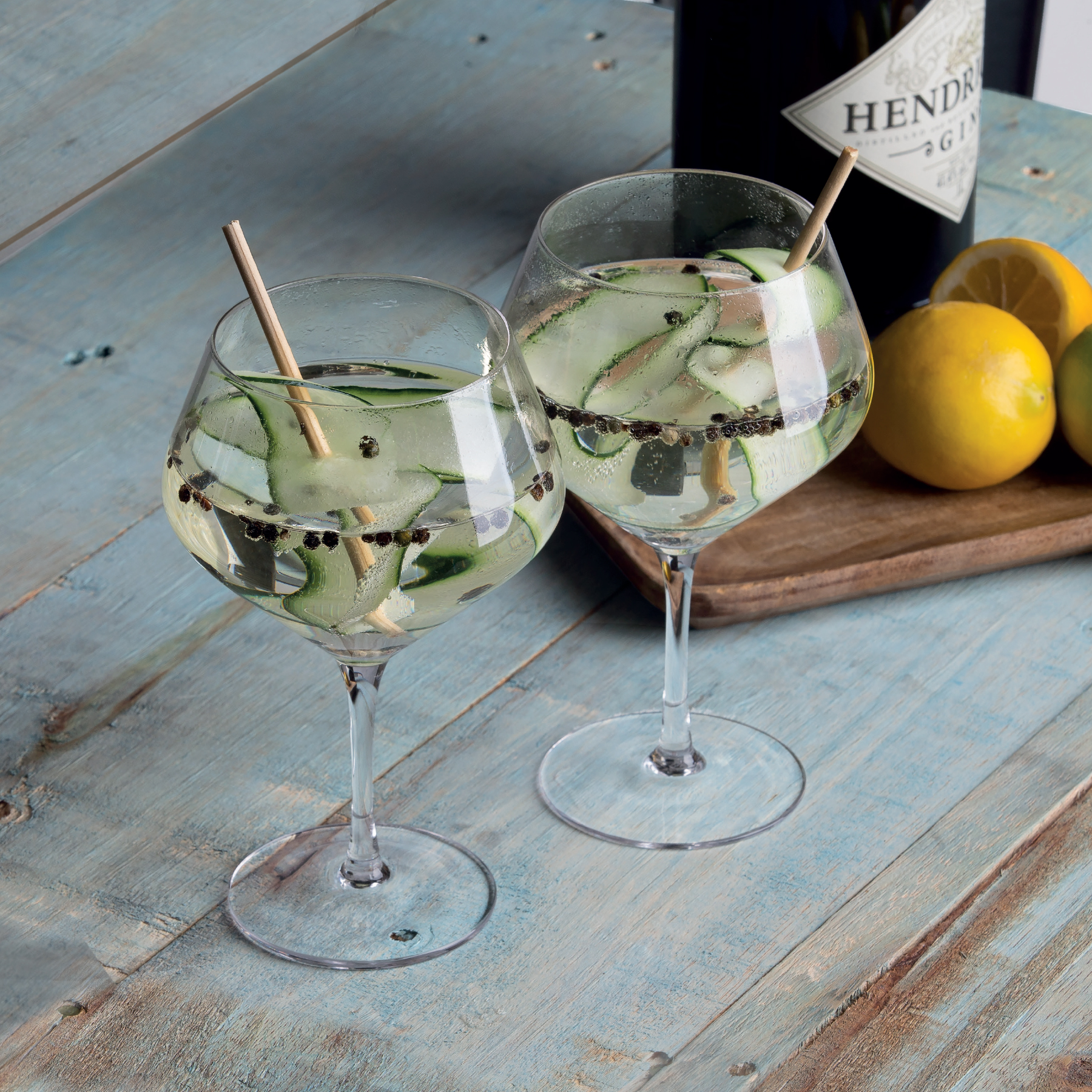 ginaissance-glass-set-lifestyle Lifestyle