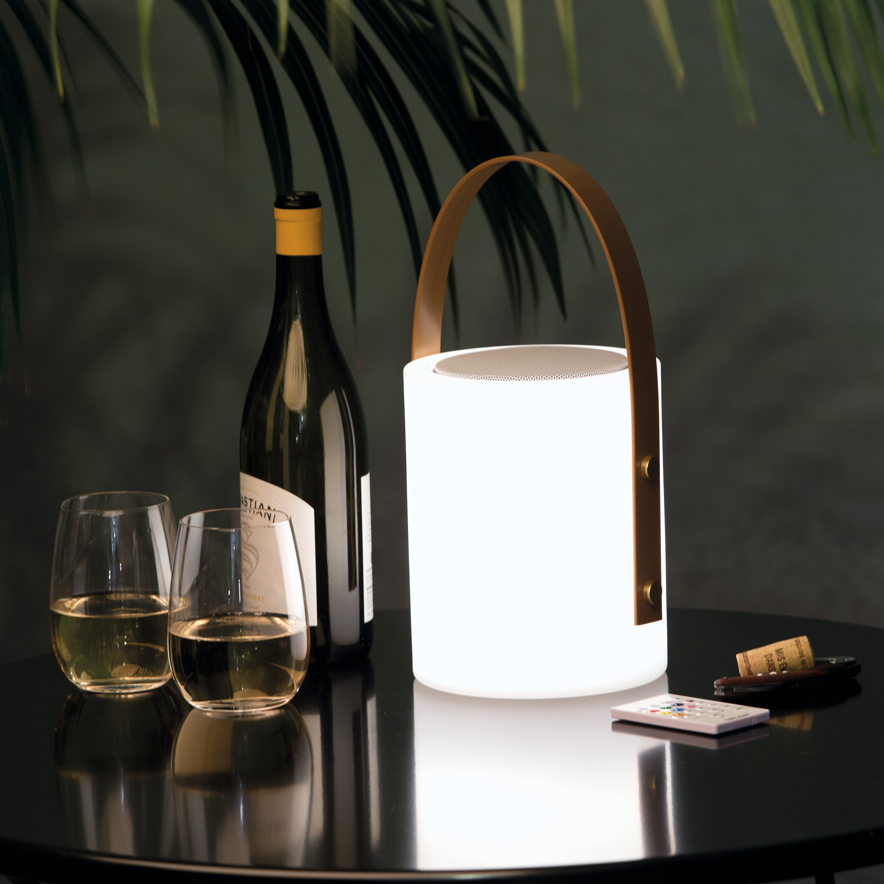 twilight-speaker-lamp-lifestyle Lifestyle